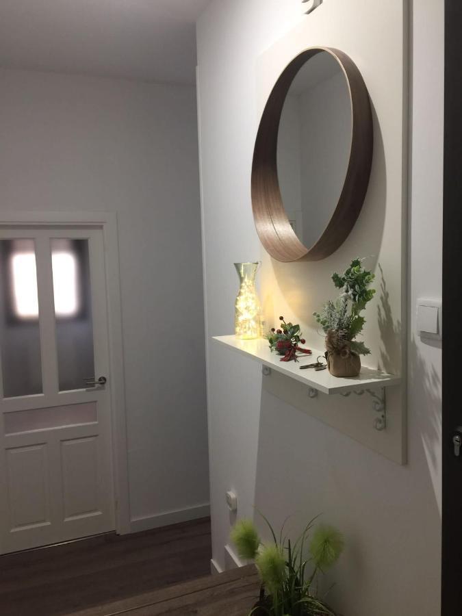 La Puerta Del Salvador Apartamento Casco Historico เกว็งกา ภายนอก รูปภาพ