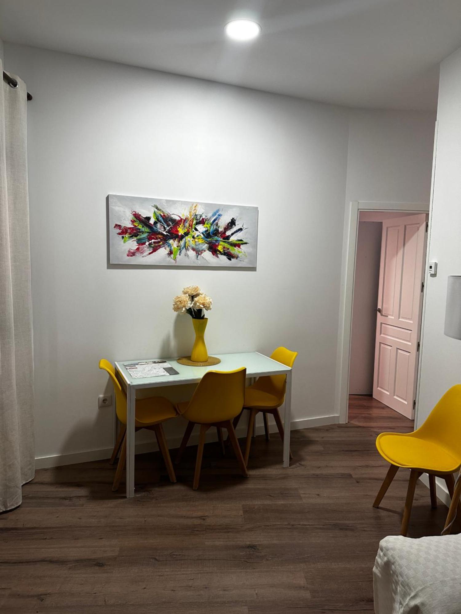 La Puerta Del Salvador Apartamento Casco Historico เกว็งกา ภายนอก รูปภาพ